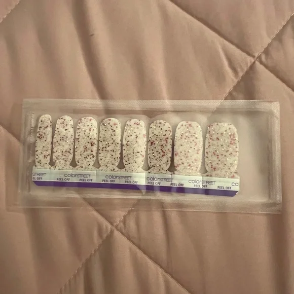 Color Street - Picture 14 of 16